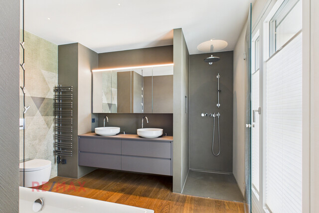 Penthouse Prestige: Das einzige Wohnrefugium auf der obersten Ebene