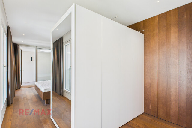 Penthouse Prestige: Das einzige Wohnrefugium auf der obersten Ebene