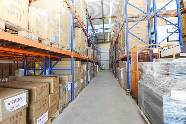 Lagerhalle mit eigener Laderampe zur Miete in Hohenems