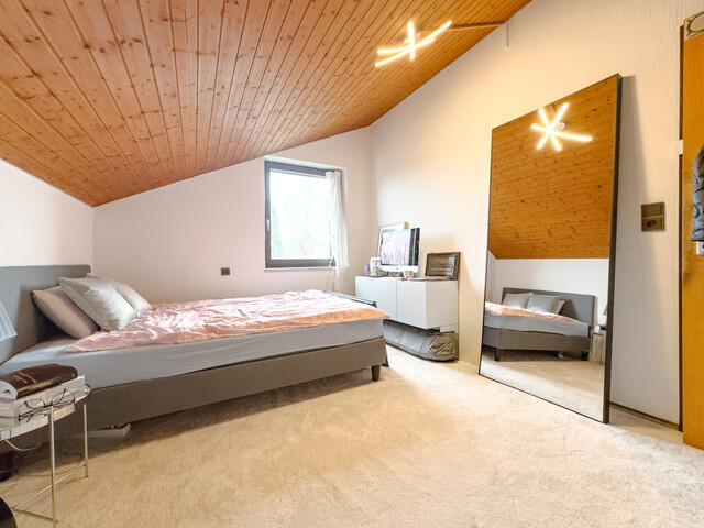 Leistbare 4 Zimmer Dachgeschosswohnung mit Grenznähe in Lustenau