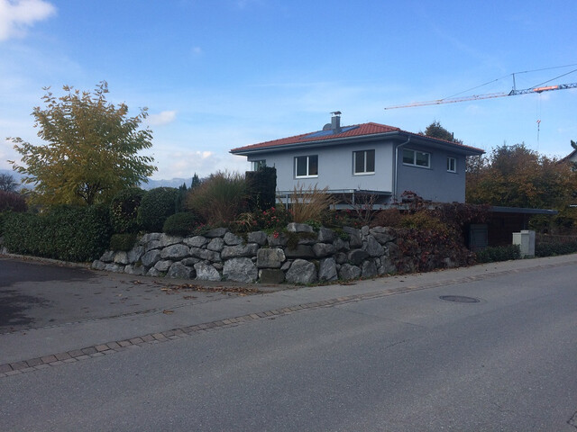 Traumhaftes Haus mit großen, hellen Räumen, großer Terrasse, Garten & Garage in Top-Lage!