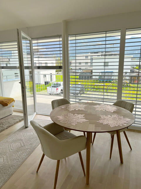 Hochwertige und sonnige 2-Zimmer Wohnung mit Terrasse 