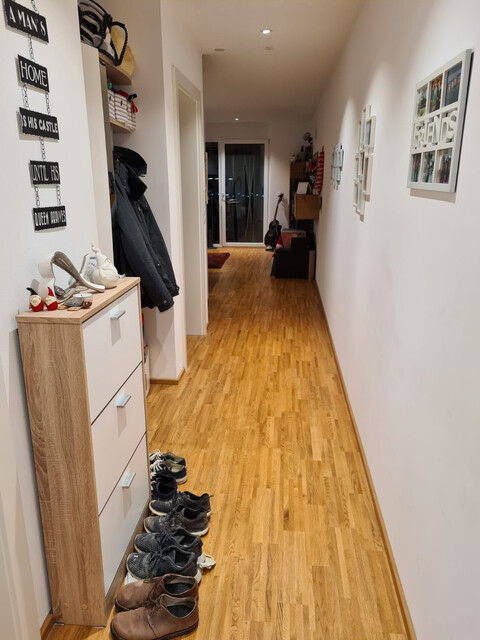 Gemütliche 2 Zimmer Terrassenwohnung mit schöner Aussicht, ideal für Grenzgänger
