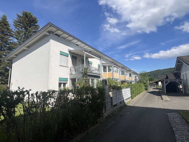 GEPFLEGTE 2 ZIMMERWOHNUNG IN TOPLAGE