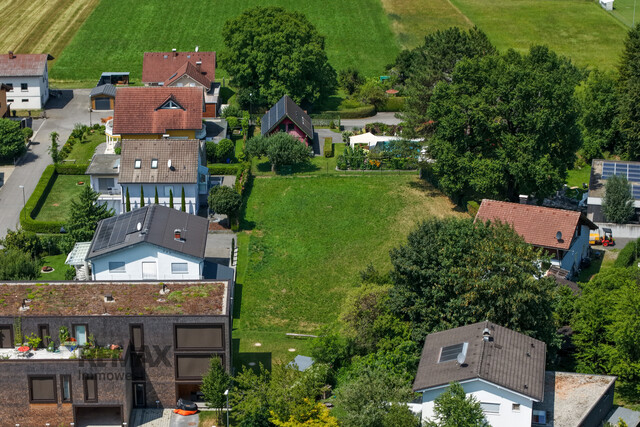 1.362 m² Grundstück – als Ganzes oder geteilt, ideal für ein Einfamilienhaus oder Doppelhaus