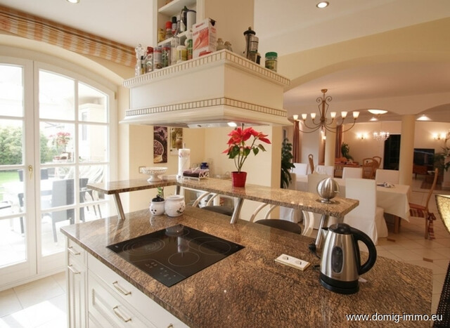 Exklusive Villa an der Tiroler Sonnenseite in der Ortschaft Mötz gegenüber vom Ort Stams!