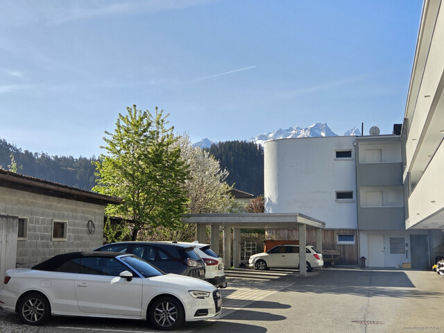 Stilvolle 4-Zimmer-Gartenwohnung in Ludesch mit moderner Ausstattung & sonniger Ruhelage