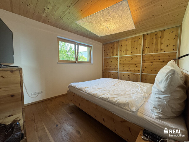 Ihr Traumhaus mit Pool wartet!