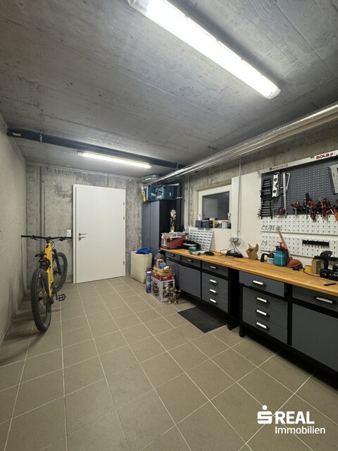 Ihr Traumhaus mit Pool wartet!