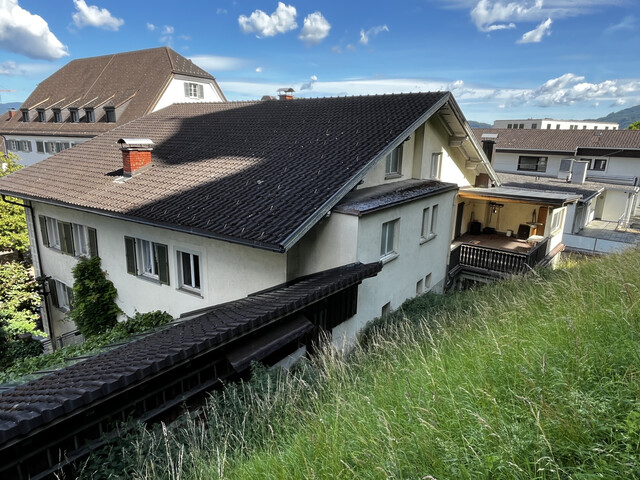 Traditionsreiches Wohnhaus mit großzügigem Grundstück in Rankweil