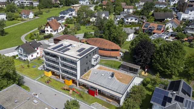 4-Zimmer Dachgeschoss­wohnung mit Balkon zu verkaufen (Top 09)