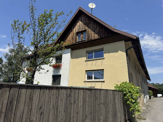 Doppelhaushälfte mit Potential und guter Lage sucht Handwerker