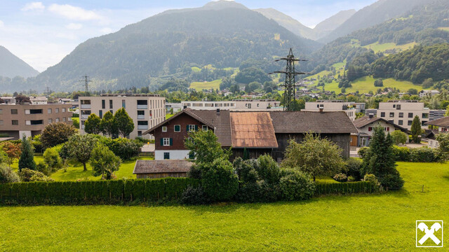 Grundstück mit Altbestand