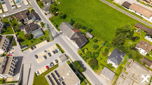 Grundstück mit Altbestand