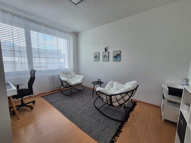 Räumlichkeiten für Praxis und Wellness oder Büro