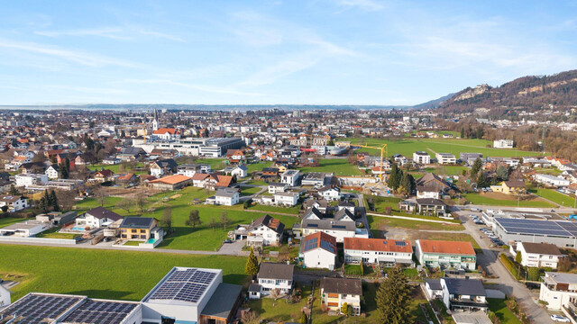 Lauterach: Moderne 3 -Zimmer Wohnung mit Balkon