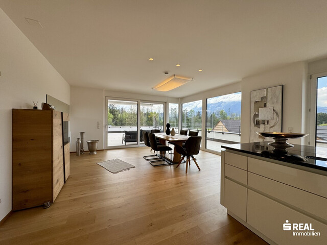 Exklusives Penthouse über den Dächern von Koblach – Luxus pur mit 188 m² Panorama-Terrasse!