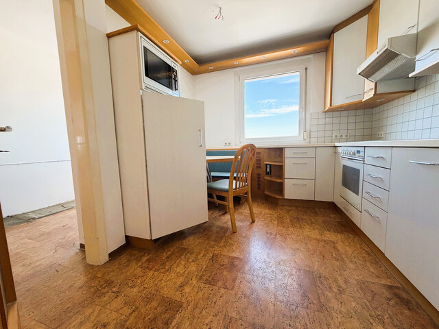 großzügiger 3,5 Zimmerwohnung | große verglaste Loggia | 5.Obergeschoss