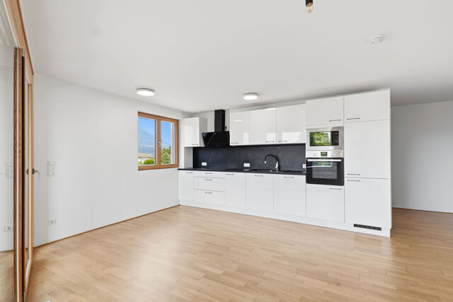 Moderne 2-Zimmer Wohnung mit Loggia und Abstellplatz