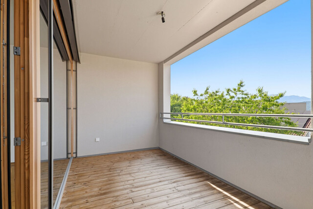 Moderne 2-Zimmer Wohnung mit Loggia und Abstellplatz