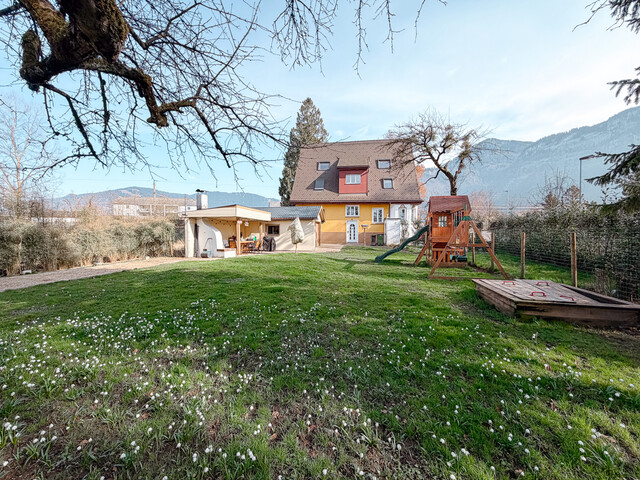 Stilvolle und heimelige Atmosphäre: Einfamilienhaus mit großem Grundstück in Dornbirn