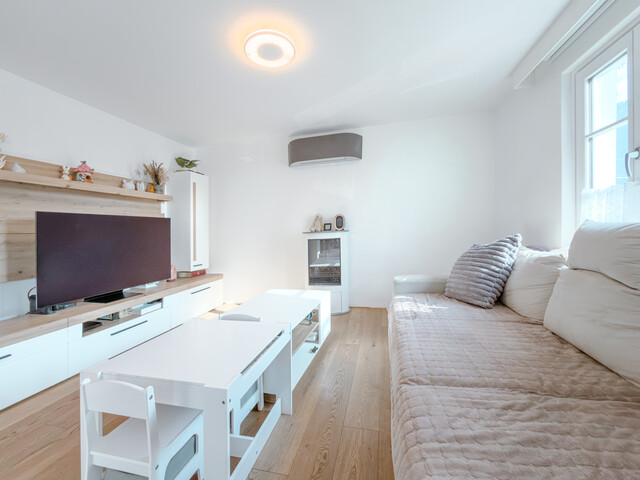 Stilvolle und heimelige Atmosphäre: Einfamilienhaus mit großem Grundstück in Dornbirn