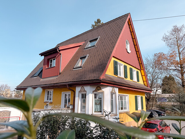 Stilvolle und heimelige Atmosphäre: Einfamilienhaus mit großem Grundstück in Dornbirn