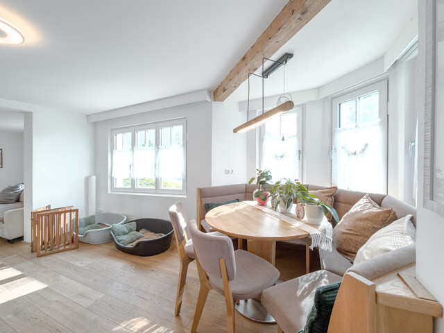 Stilvolle und heimelige Atmosphäre: Einfamilienhaus mit großem Grundstück in Dornbirn