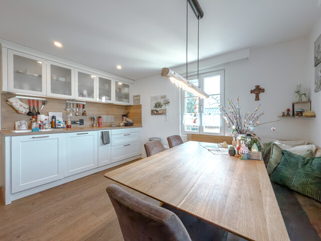 Stilvolle und heimelige Atmosphäre: Einfamilienhaus mit großem Grundstück in Dornbirn