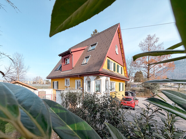 Stilvolle und heimelige Atmosphäre: Einfamilienhaus mit großem Grundstück in Dornbirn