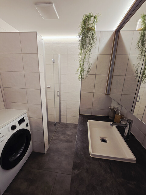 VERMIETET --   3-Zimmer-Wohnung mit Balkon &amp; Tiefgaragenplatz in ruhiger Wohnlage in Lustenau