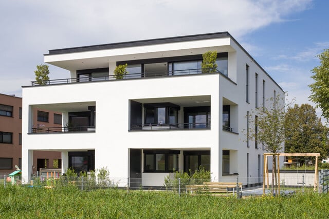 Neubau Gartenwohnung mit großer Terrasse und Garten!