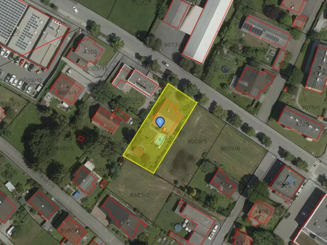 Charmantes Einfamilienhaus mit Pool - Ihr neues Zuhause mit Potenzial