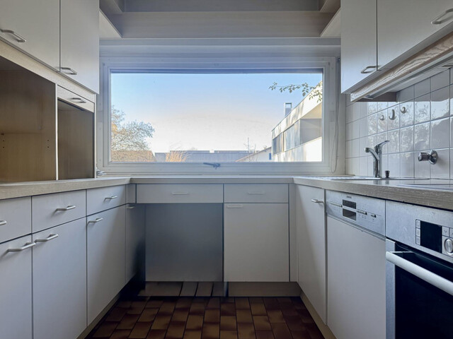 Charmantes Einfamilienhaus mit Pool - Ihr neues Zuhause mit Potenzial