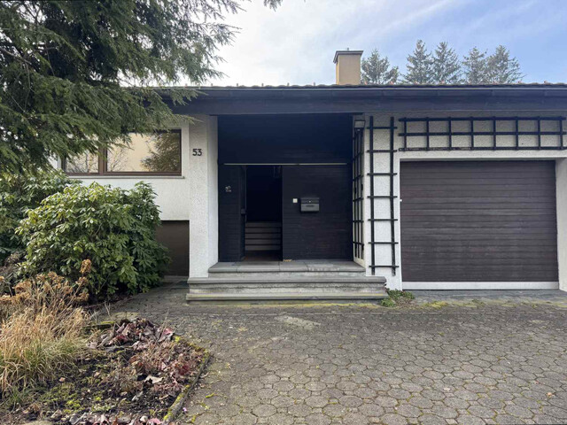 Charmantes Einfamilienhaus mit Pool - Ihr neues Zuhause mit Potenzial