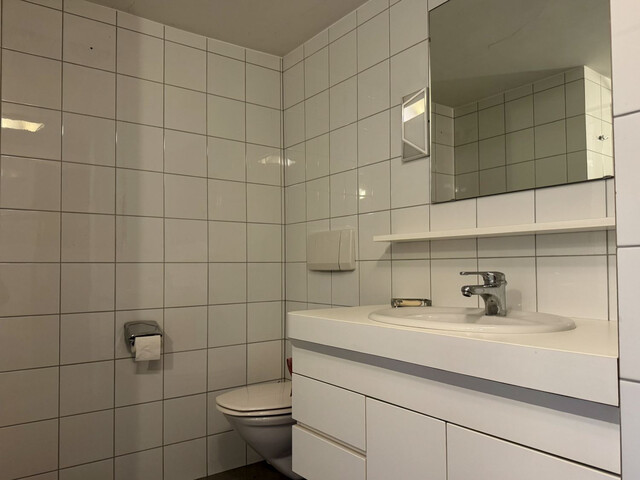 Charmantes Einfamilienhaus mit Pool - Ihr neues Zuhause mit Potenzial