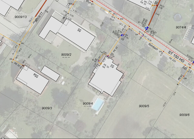 Charmantes Einfamilienhaus mit Pool - Ihr neues Zuhause mit Potenzial