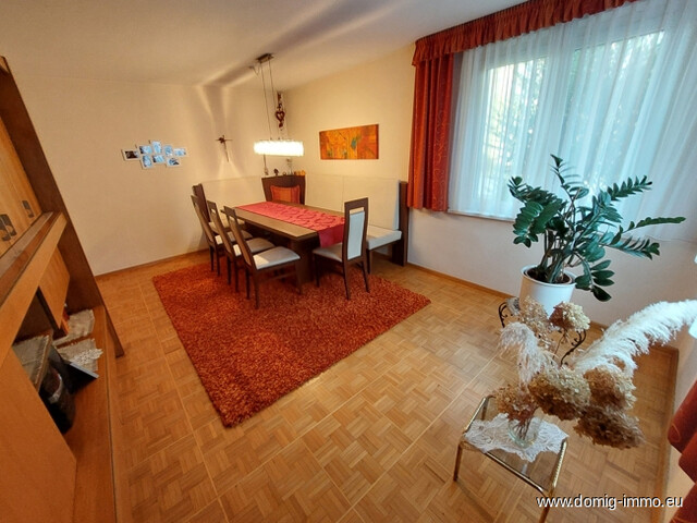 Charmanter Altbestand (Einfamilienhaus) mit großem Grundstück in traumhafter Lage in Feldkirch-Tosters