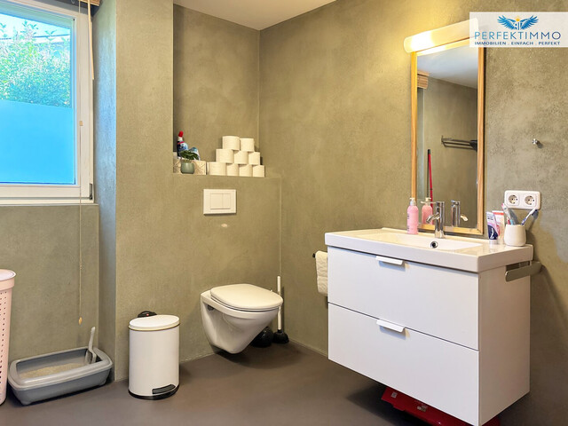 3-Zimmer-Wohnung mit Garten und idyllischer Pergola