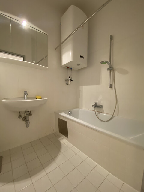 "ohne Provision" gemütliche 1,5 Zimmer Wohnung in zentraler Lage