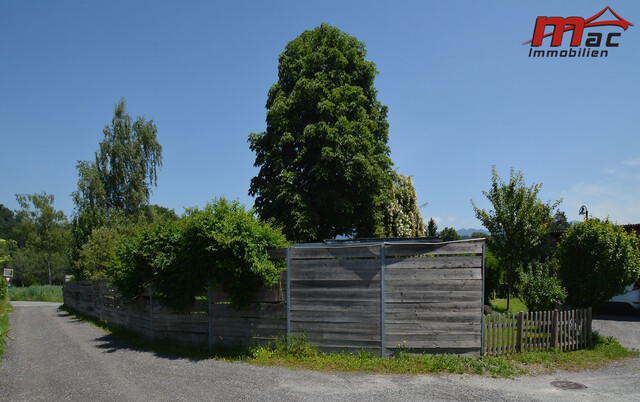 Ruhig gelegenes Baugrundstück mit hohem Entwicklungspotential