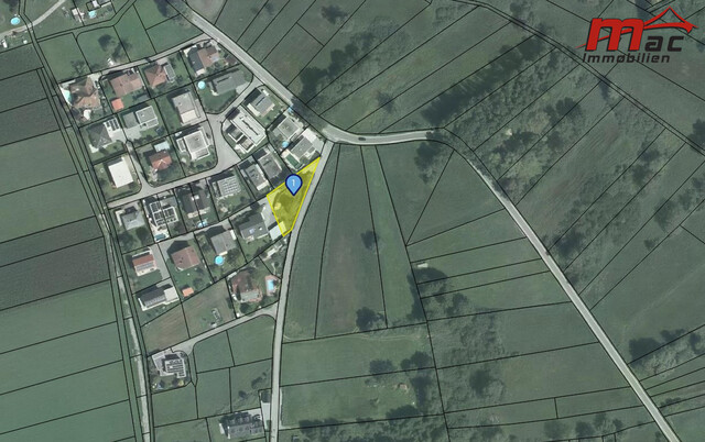 Ruhig gelegenes Baugrundstück mit hohem Entwicklungspotential