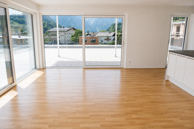 Exklusive 3-Zimmer-Penthousewohnung mit wunderschöner Dachterrasse zu vermieten