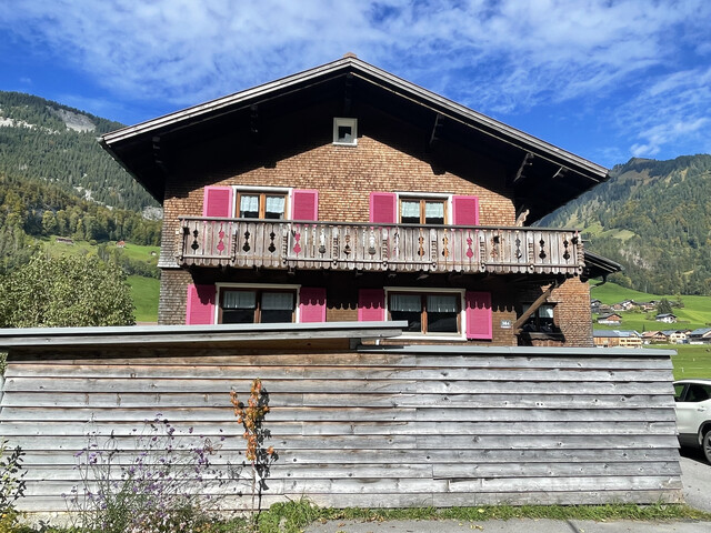 Charmantes, geräumiges Haus im schönen Bregenzerwald - Ideal für größere Familien oder zur Vermietung!