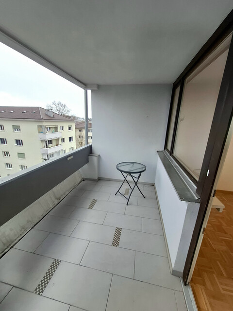 Neu renovierte 1-Zimmer-Wohnung mit ca. 32 m² - provisionsfrei