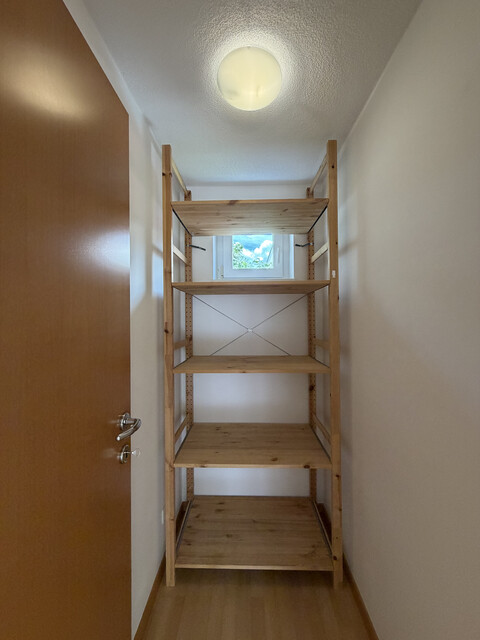 Schöne und sonnige  3-Zimmer-Wohnung mit 2 Tiefgaragenplätzen