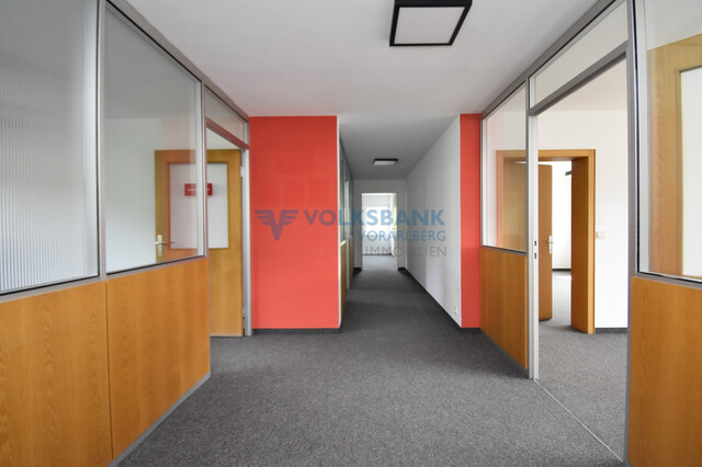 Büroflächen zwischen 20 - 100 m² zu vermieten!