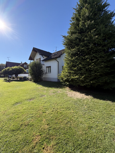 Einfamilienhaus mit Nebengebäude in Lustenau – Sackgassenlage, provisionsfrei