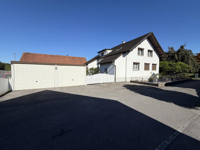 Einfamilienhaus mit Nebengebäude in Lustenau – Sackgassenlage, provisionsfrei