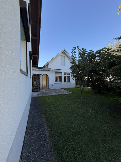 Einfamilienhaus mit Nebengebäude in Lustenau – Sackgassenlage, provisionsfrei